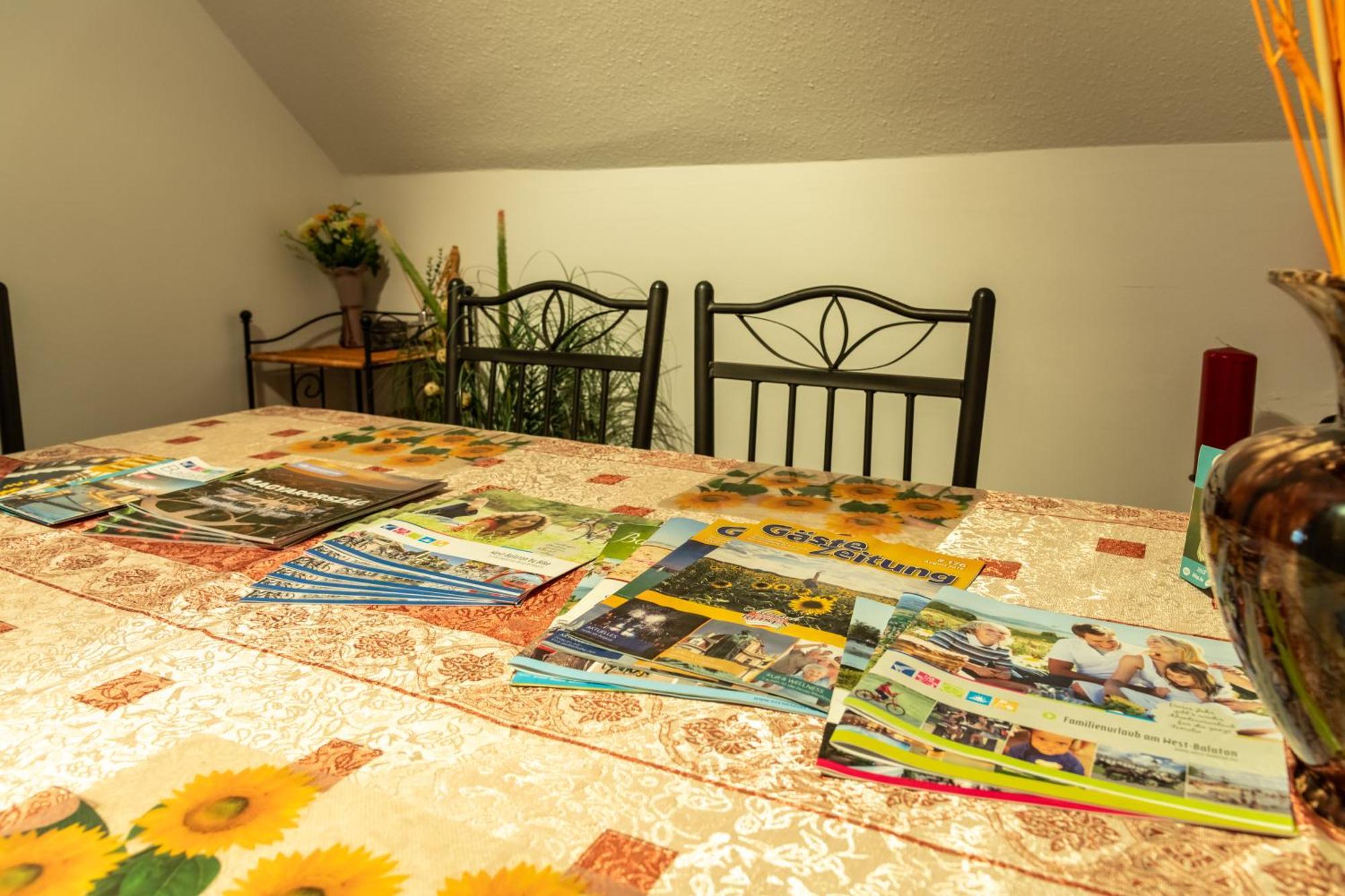 Magdalena Apartmanhaz Keszthely Buitenkant foto