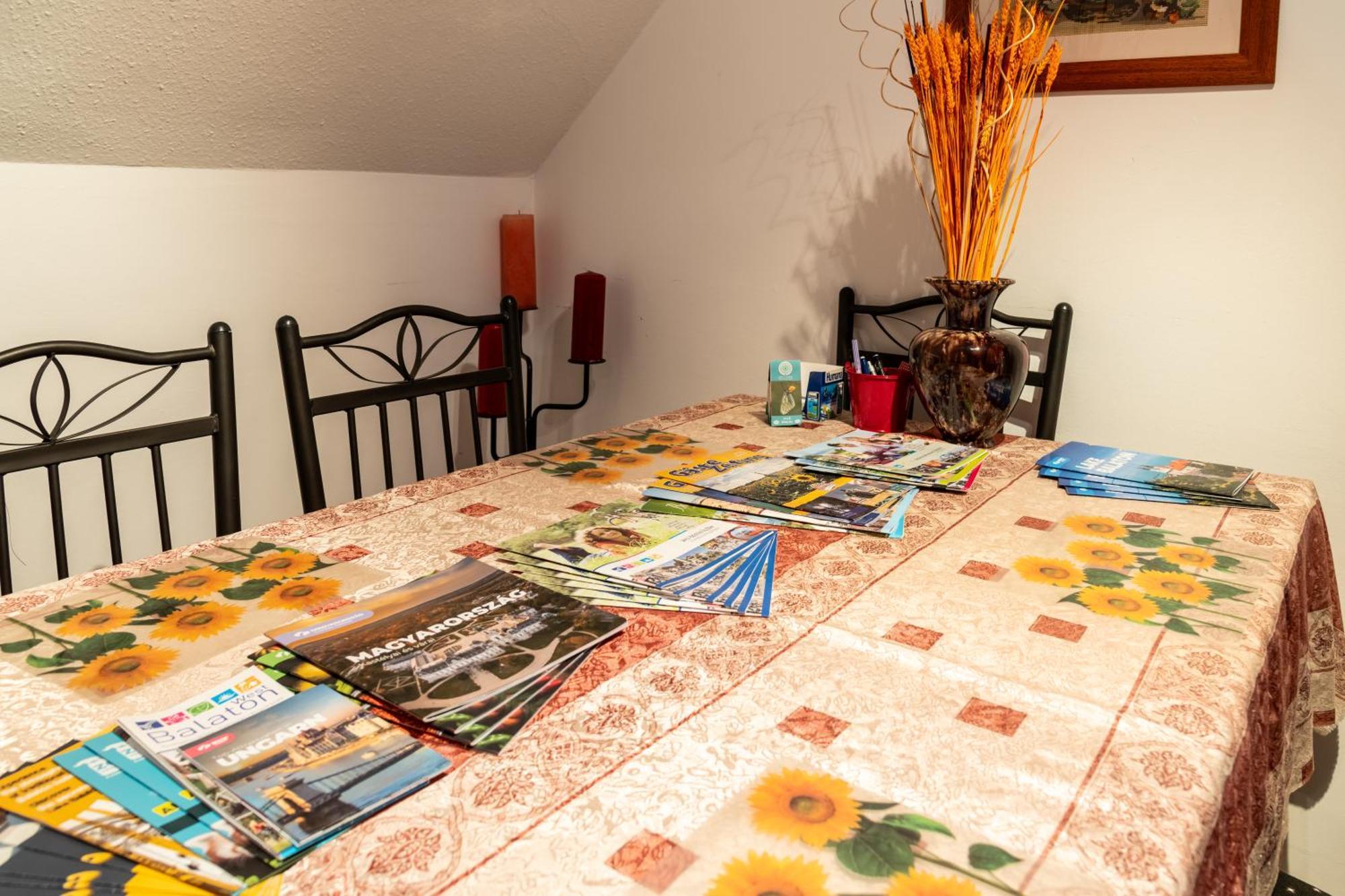 Magdalena Apartmanhaz Keszthely Buitenkant foto